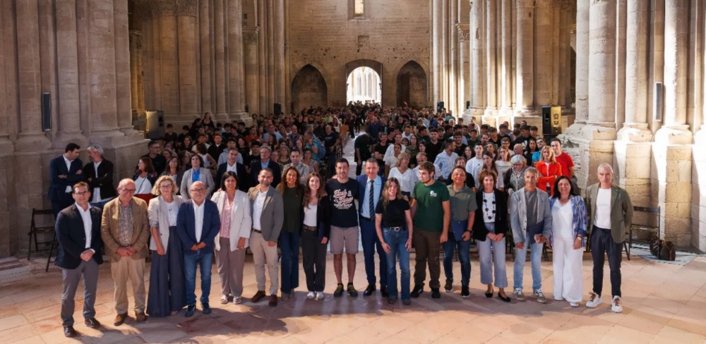Les 15 Escoles agràries de Catalunya, distribuïdes arreu del territori, ofereixen una formació especialitzada en els àmbits agrari, alimentari i forestal, adaptada a les necessitats del sector i a les oportunitats professionals de cada territori.